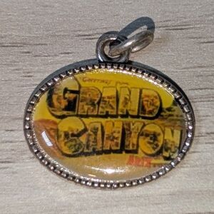 Vintage Grand Canyon Souvenir Charm Pendant Oval Silver Tone Travel Keepsake